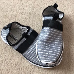 Aleader Men’s Water Shoes. Size 10.5